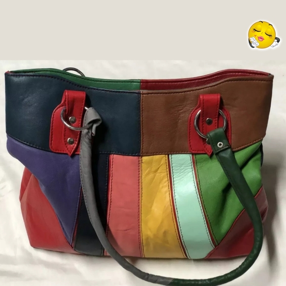 Meet your Posher, Lupe - Picture 6 of 8